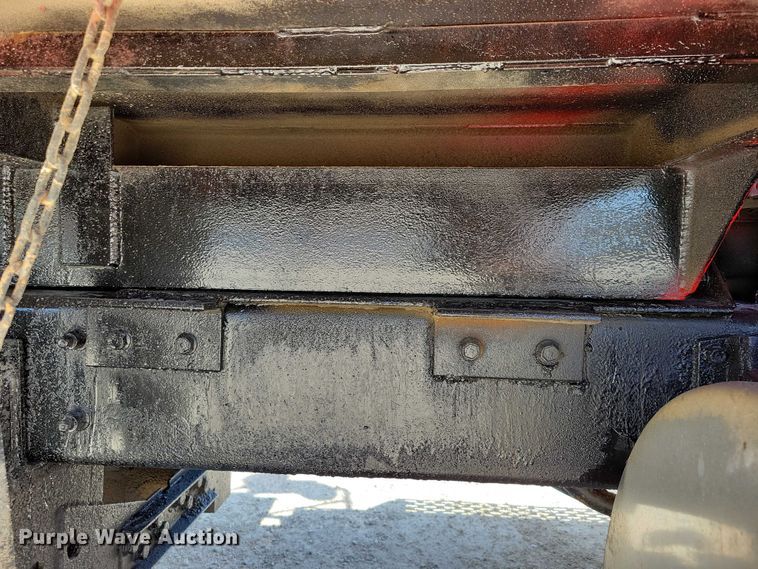 image for item NK9949 1998 International 9200 dump truck