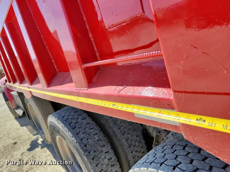 image for item NK9949 1998 International 9200 dump truck