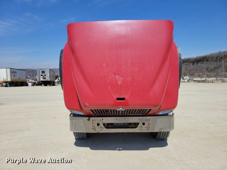 image for item NK9949 1998 International 9200 dump truck