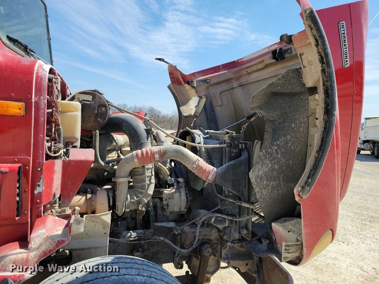 image for item NK9949 1998 International 9200 dump truck