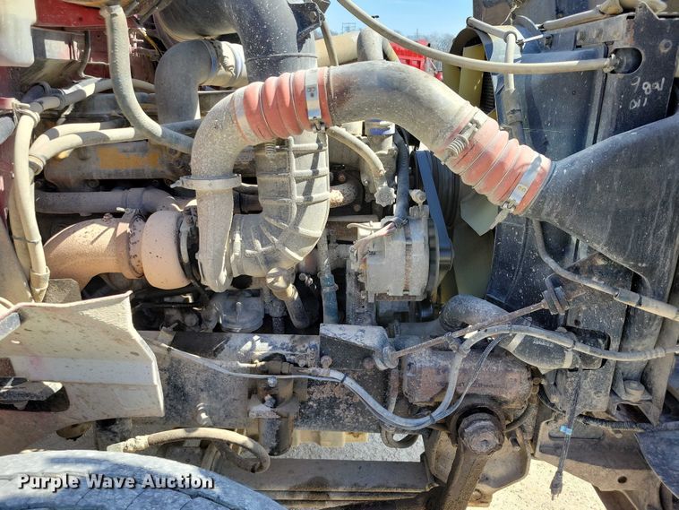 image for item NK9949 1998 International 9200 dump truck