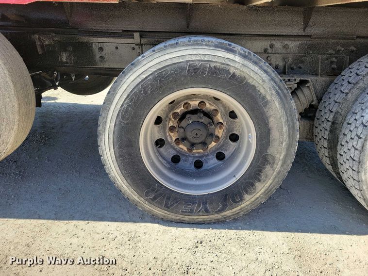 image for item NK9949 1998 International 9200 dump truck