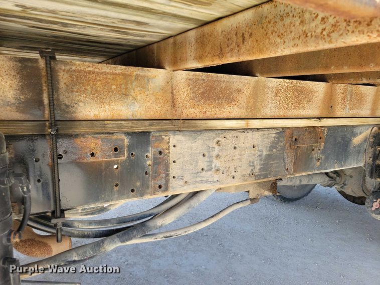 image for item NK9950 1987 International  S1900 flatbed truck