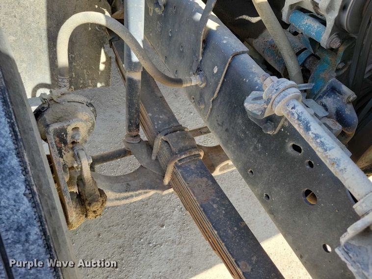 image for item NK9950 1987 International  S1900 flatbed truck