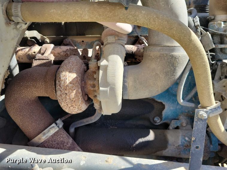 image for item NK9950 1987 International  S1900 flatbed truck