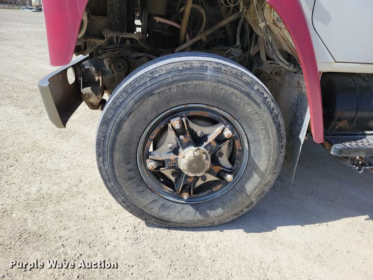 image for item NK9950 1987 International  S1900 flatbed truck