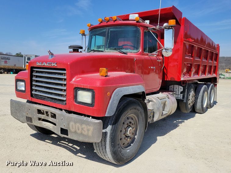 image for item NK9951 2000 Mack RD688S dump truck