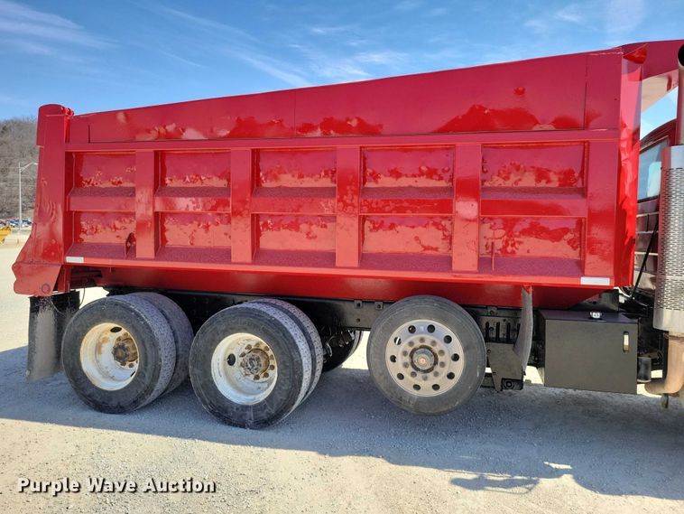 image for item NK9951 2000 Mack RD688S dump truck