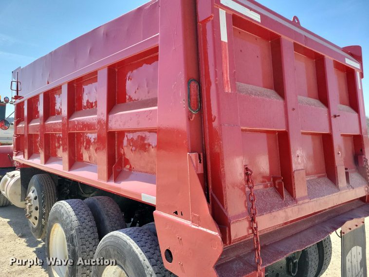 image for item NK9951 2000 Mack RD688S dump truck