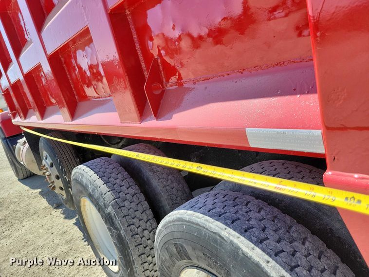 image for item NK9951 2000 Mack RD688S dump truck