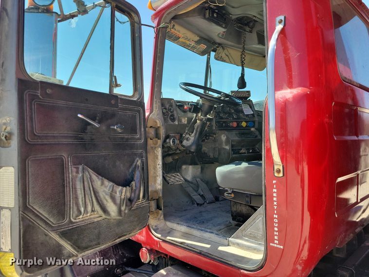 image for item NK9951 2000 Mack RD688S dump truck