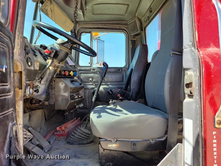 image for item NK9951 2000 Mack RD688S dump truck