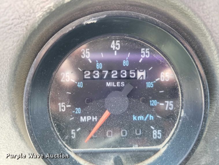 image for item NK9951 2000 Mack RD688S dump truck