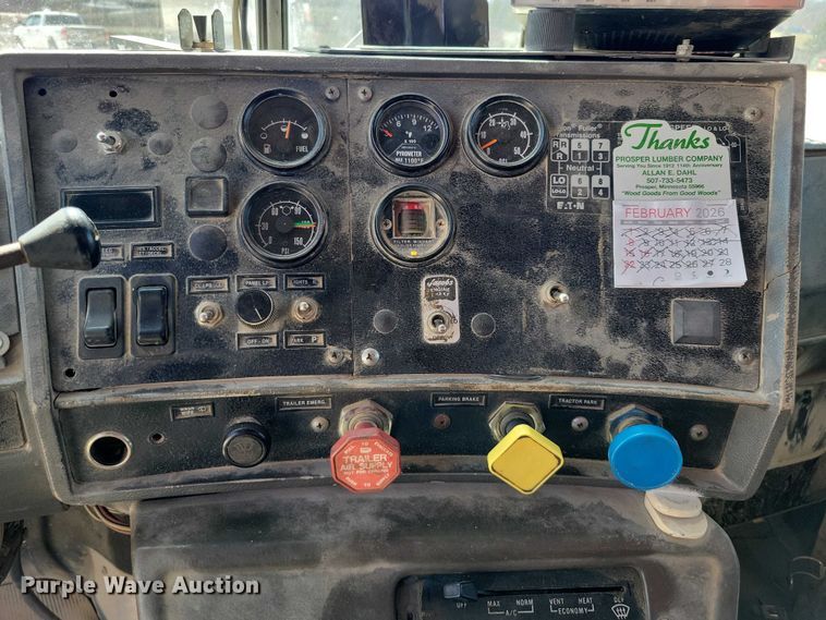 image for item NK9951 2000 Mack RD688S dump truck