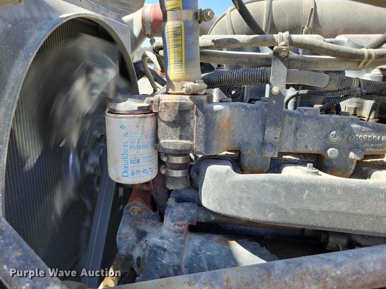 image for item NK9951 2000 Mack RD688S dump truck