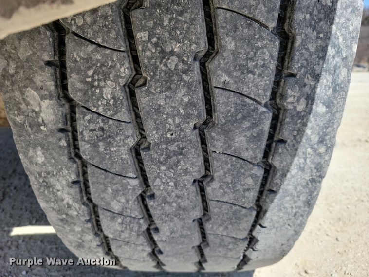 image for item NK9951 2000 Mack RD688S dump truck