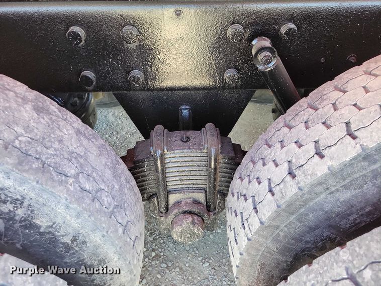 image for item NK9951 2000 Mack RD688S dump truck