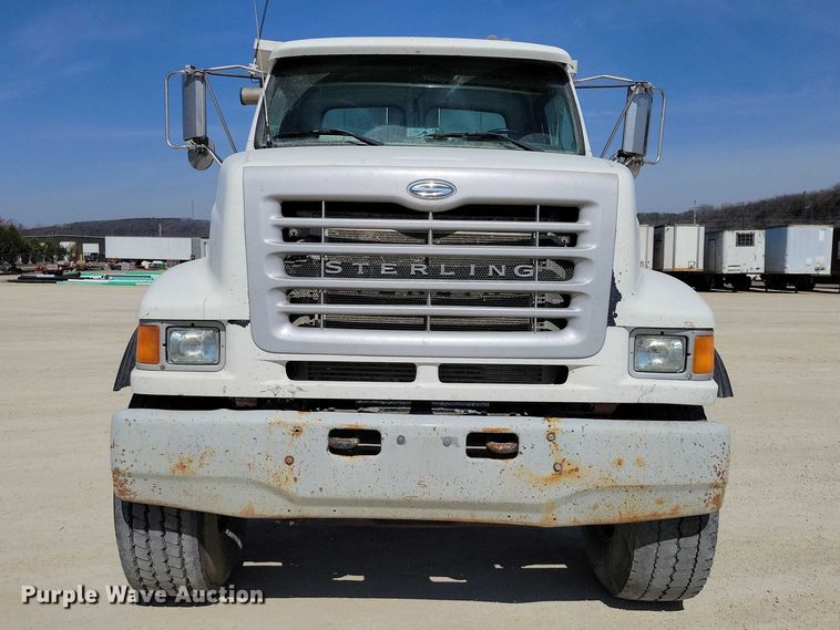 image for item NK9957 2005 Sterling L9500 dump truck