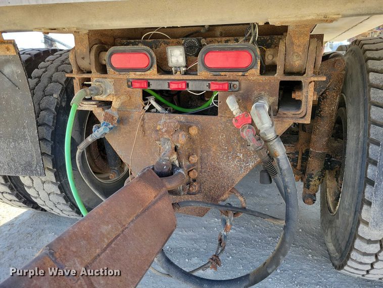 image for item NK9957 2005 Sterling L9500 dump truck