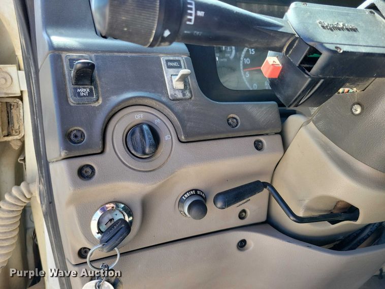 image for item NK9957 2005 Sterling L9500 dump truck