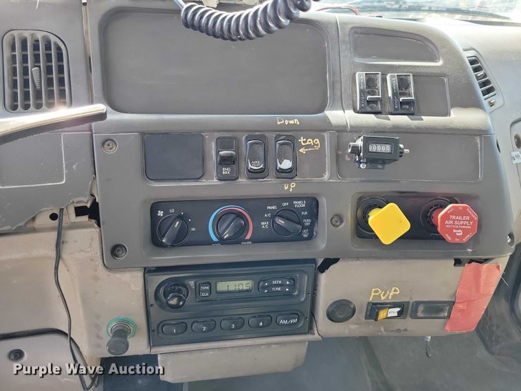 image for item NK9957 2005 Sterling L9500 dump truck