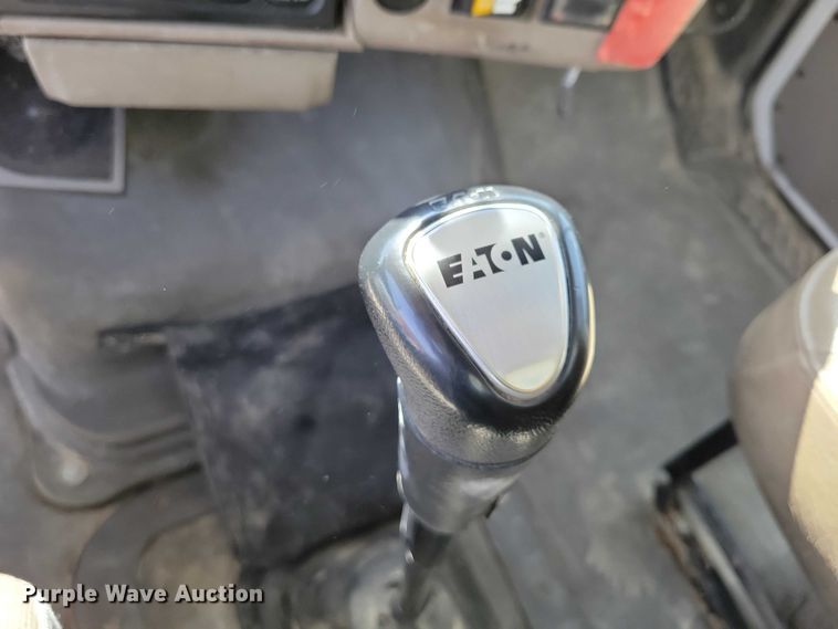 image for item NK9957 2005 Sterling L9500 dump truck