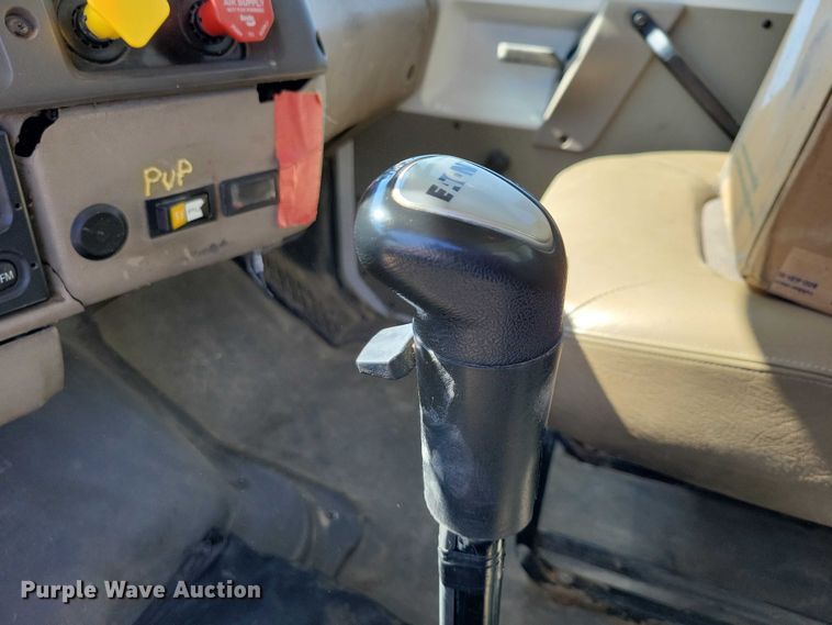 image for item NK9957 2005 Sterling L9500 dump truck