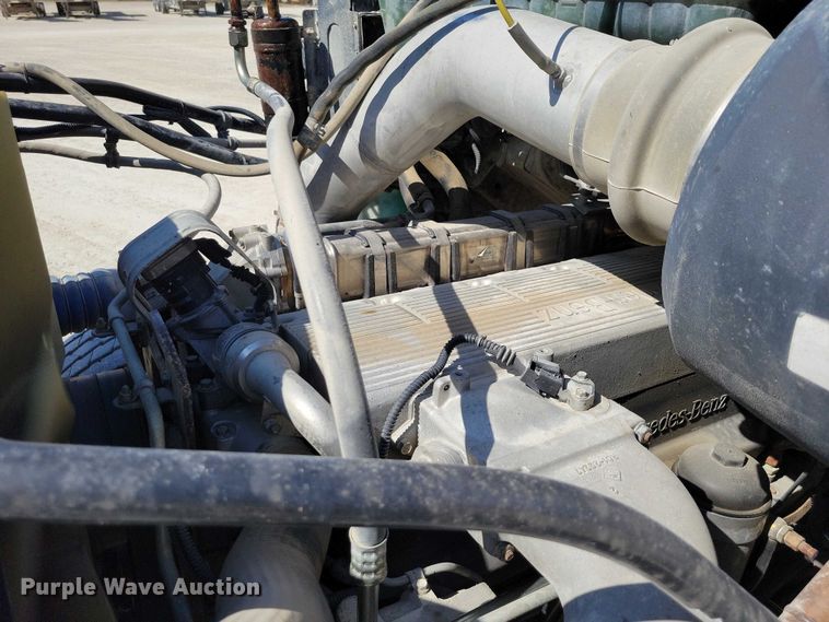 image for item NK9957 2005 Sterling L9500 dump truck