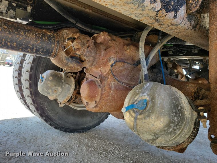 image for item NK9957 2005 Sterling L9500 dump truck