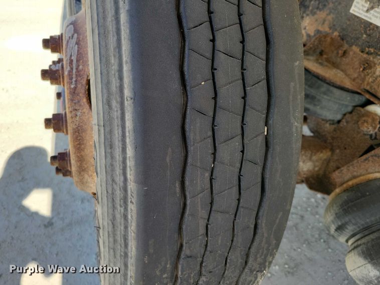 image for item NK9957 2005 Sterling L9500 dump truck