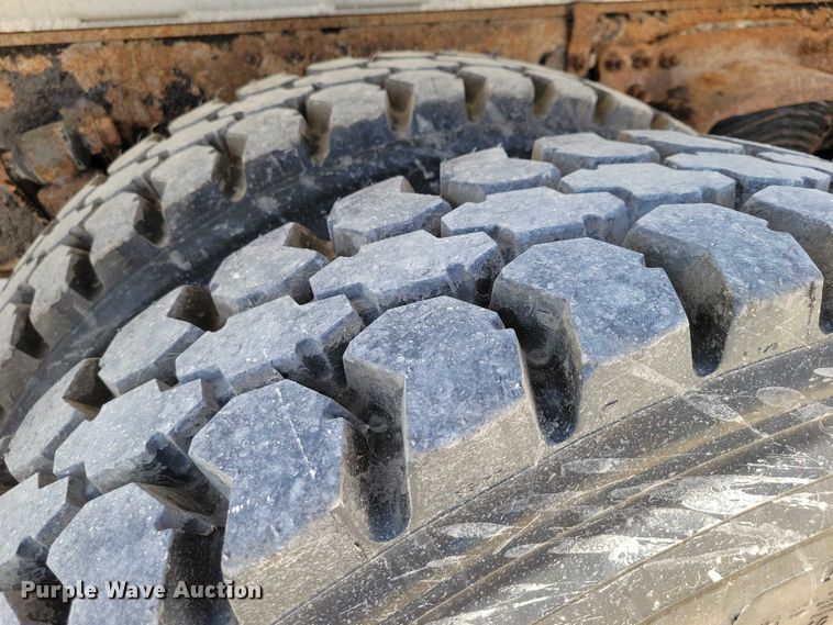 image for item NK9957 2005 Sterling L9500 dump truck