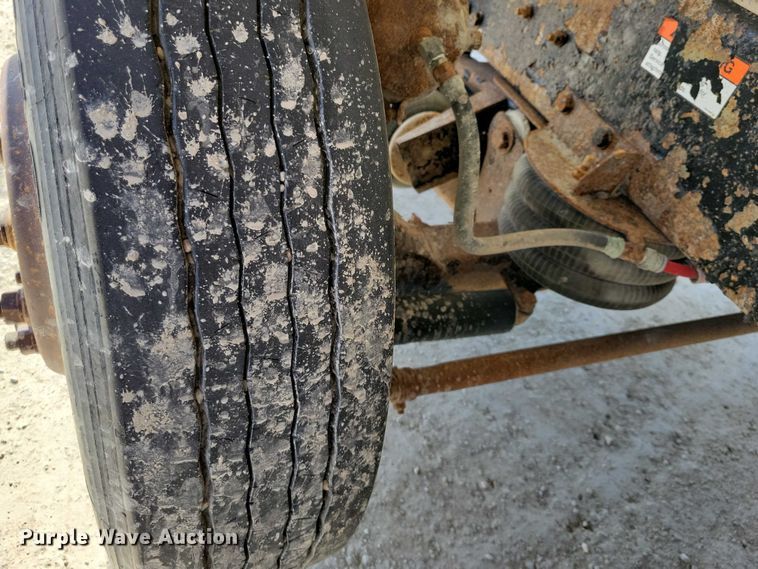 image for item NK9957 2005 Sterling L9500 dump truck