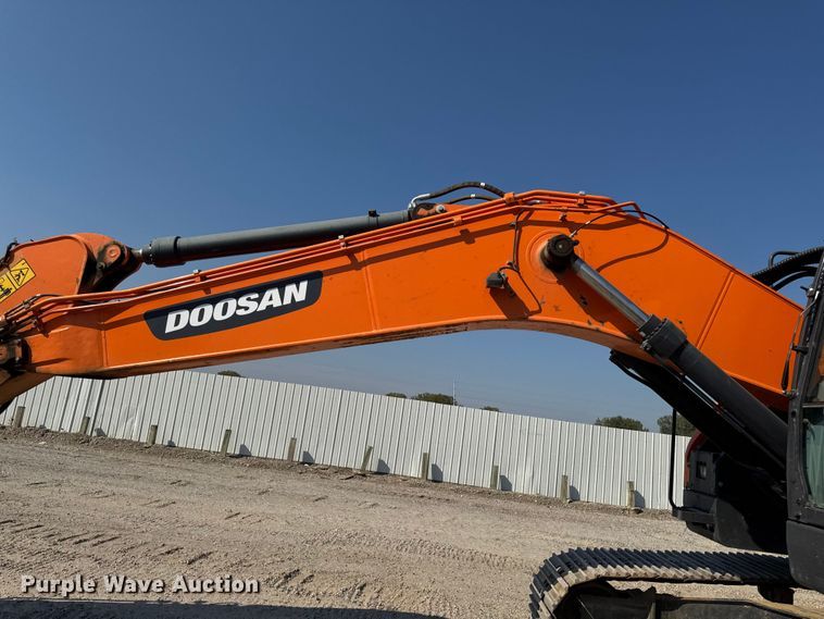 image for item YA1198 2021 Doosan DX235LCR-5 excavator