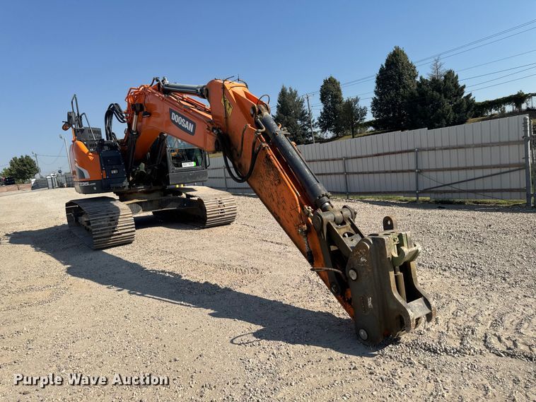 image for item YA1198 2021 Doosan DX235LCR-5 excavator