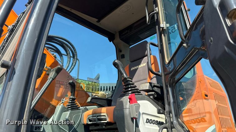 image for item YA1198 2021 Doosan DX235LCR-5 excavator