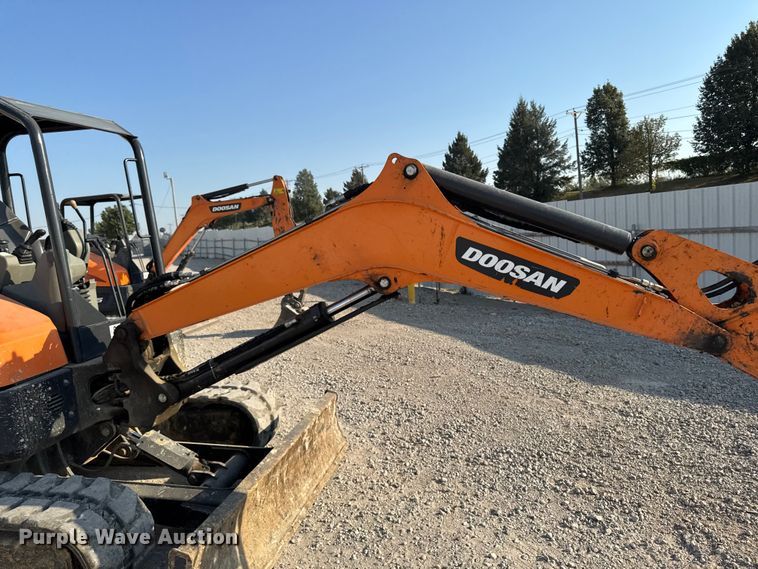 image for item YA1216 2020 Doosan DX50 mini excavator