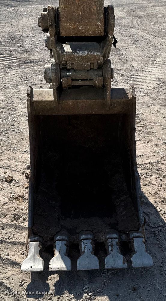 image for item YA1220 2021 Doosan DX140LCR-5 excavator