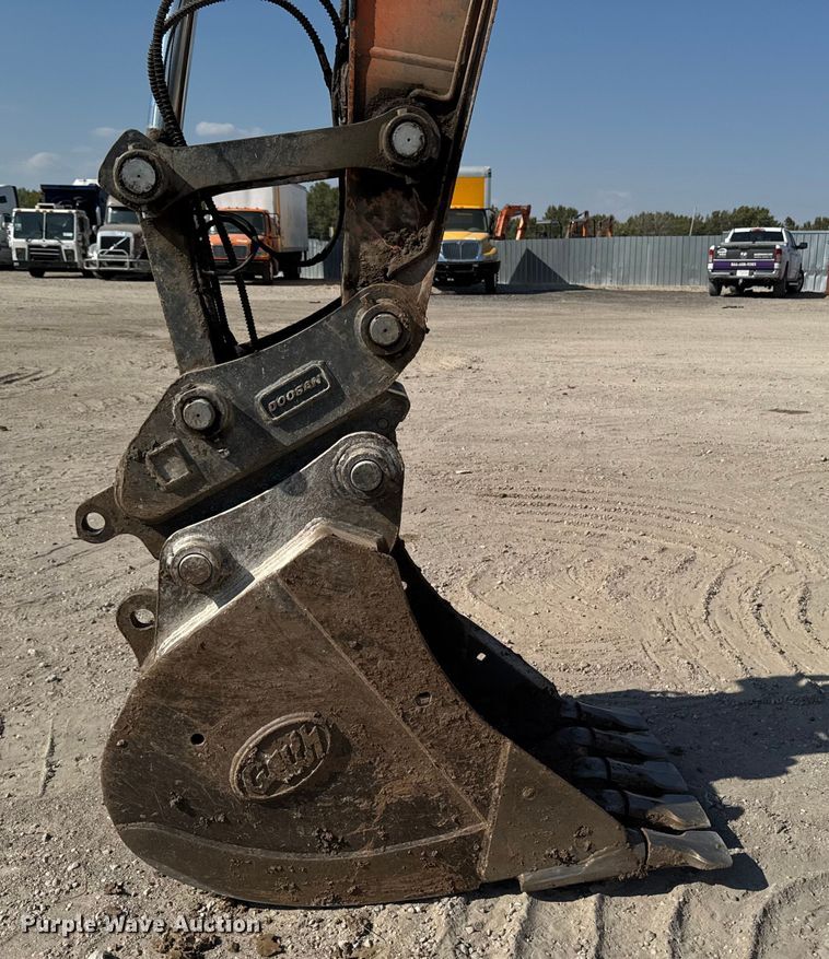 image for item YA1220 2021 Doosan DX140LCR-5 excavator