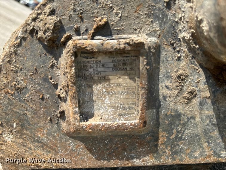 image for item YA1220 2021 Doosan DX140LCR-5 excavator