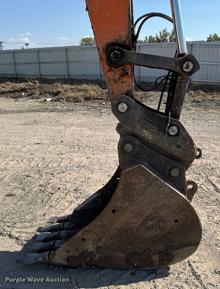 image for item YA1220 2021 Doosan DX140LCR-5 excavator