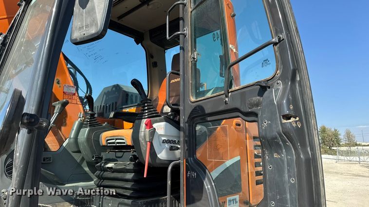image for item YA1220 2021 Doosan DX140LCR-5 excavator