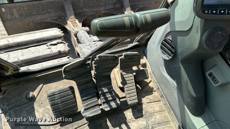 image for item YA1220 2021 Doosan DX140LCR-5 excavator