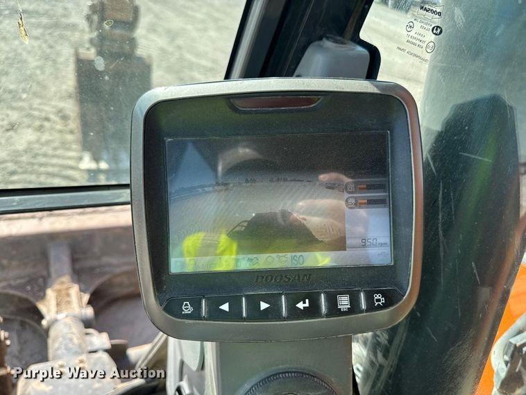 image for item YA1220 2021 Doosan DX140LCR-5 excavator