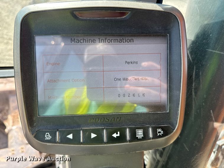 image for item YA1220 2021 Doosan DX140LCR-5 excavator