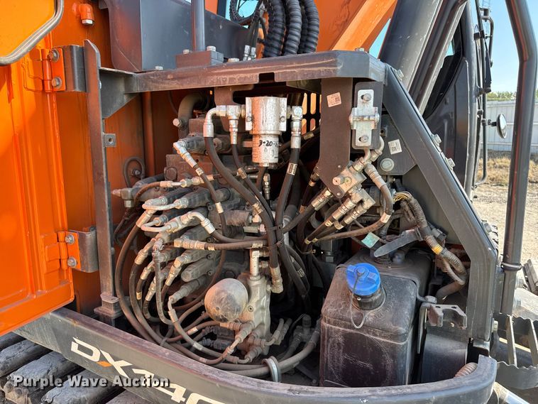 image for item YA1220 2021 Doosan DX140LCR-5 excavator