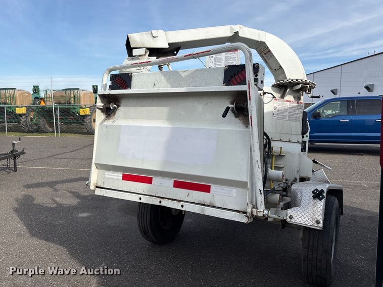 image for item YA1904 2021 Bandit 200UC wood chipper