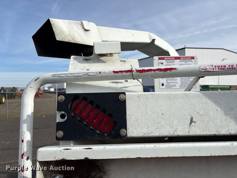 image for item YA1904 2021 Bandit 200UC wood chipper