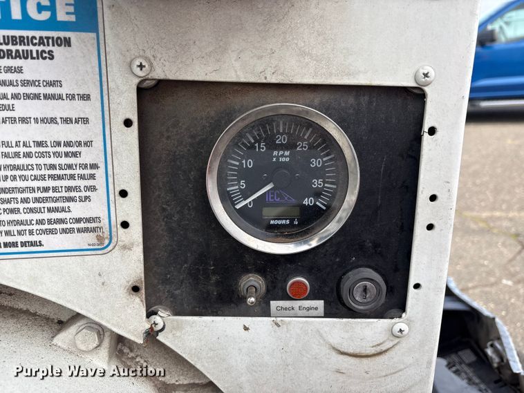 image for item YA1904 2021 Bandit 200UC wood chipper