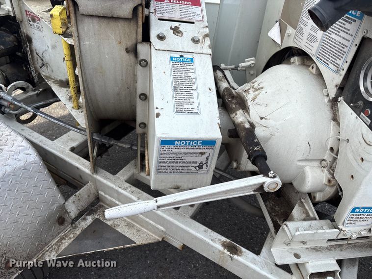 image for item YA1904 2021 Bandit 200UC wood chipper