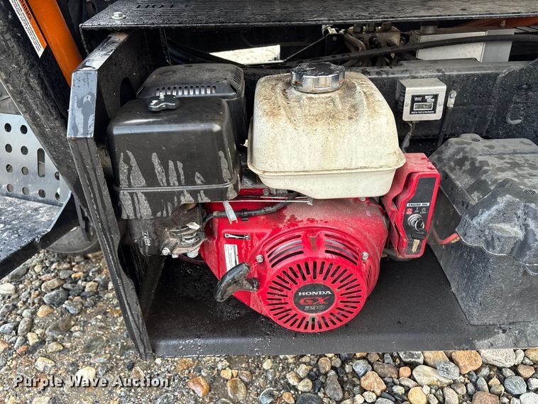 image for item YA2021 2023 Equipter 4000 roofing debris trailer